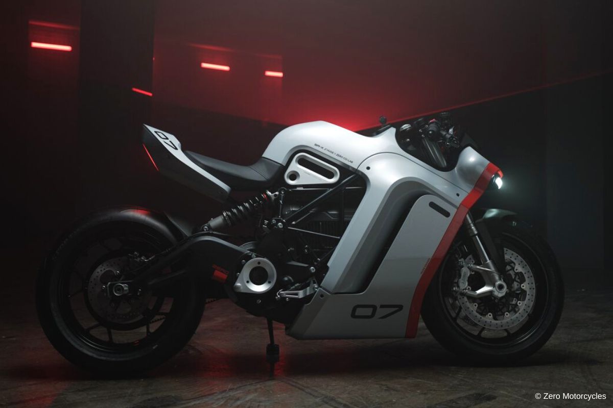 Zero Motorcycles and Huge Design unveil the SR X epaddock.it